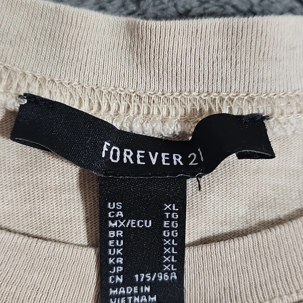 Forever 21 NASA 100% Cotton Cropped Graphic Tee Long Sleeve Tan Size XL - Picture 3 of 6